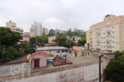 Image 11 - 228211